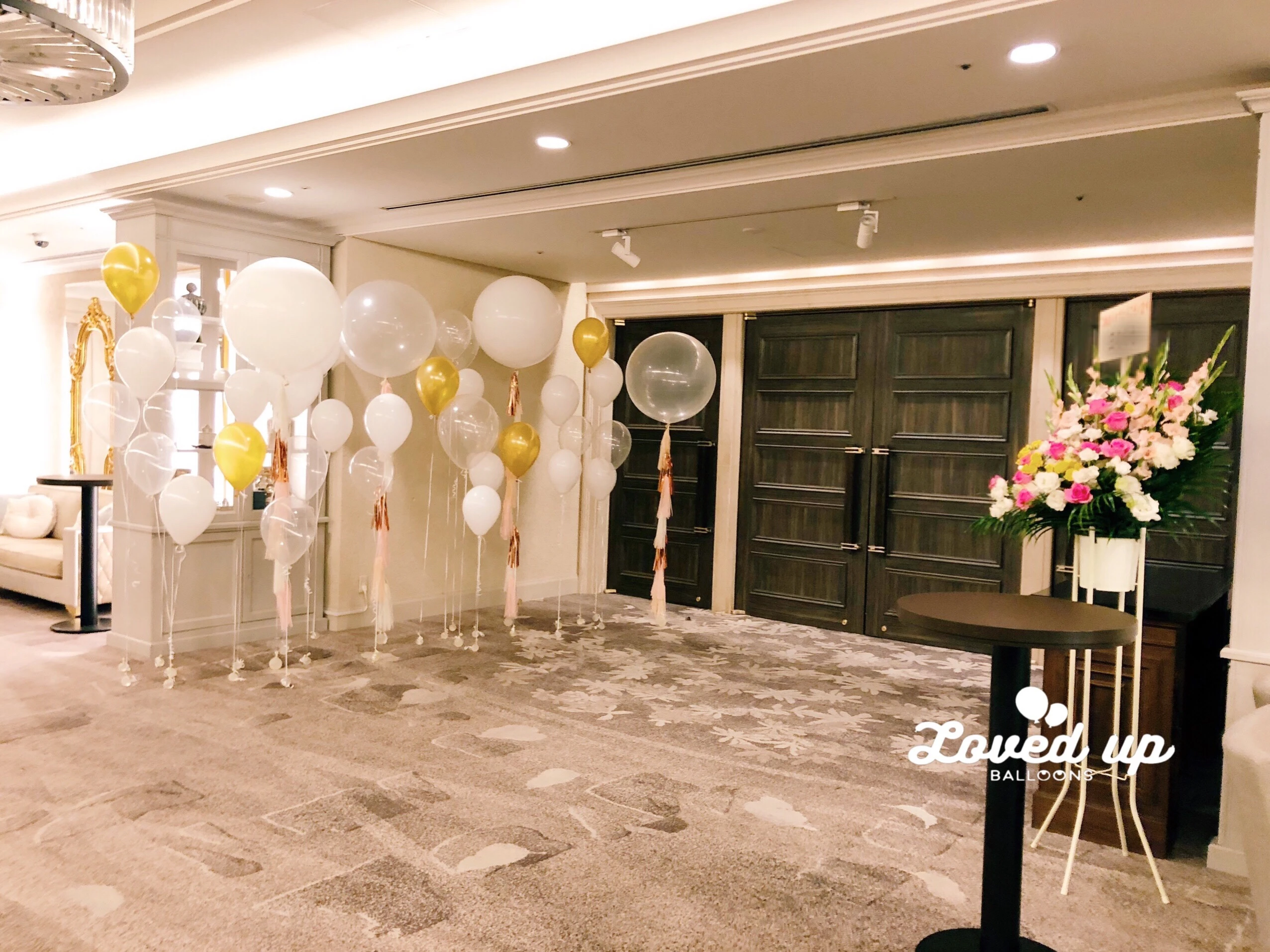 結婚式ウェルカムスペースをバルーンで飾り付け | Lovedup Balloons